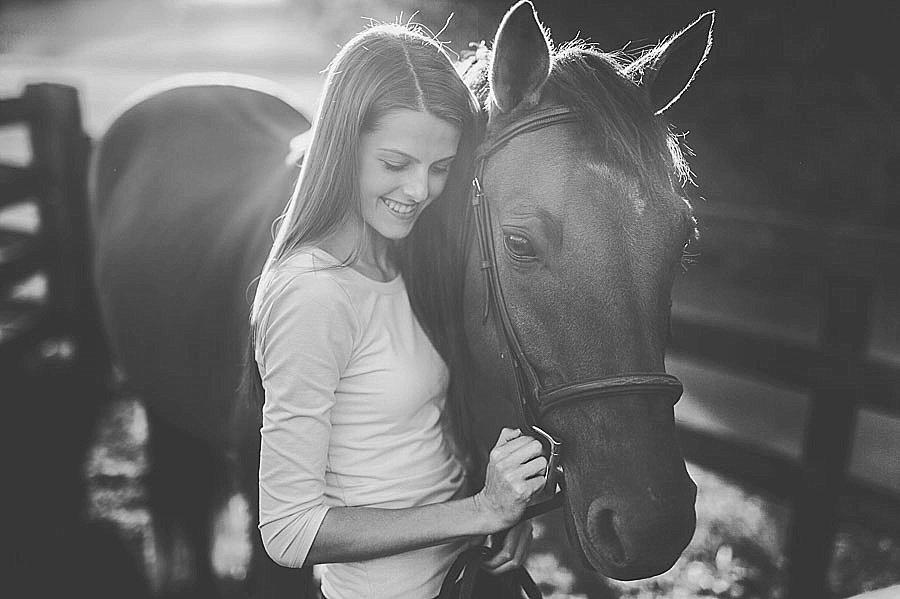 Senior Portraits, Horse, Farm_0003