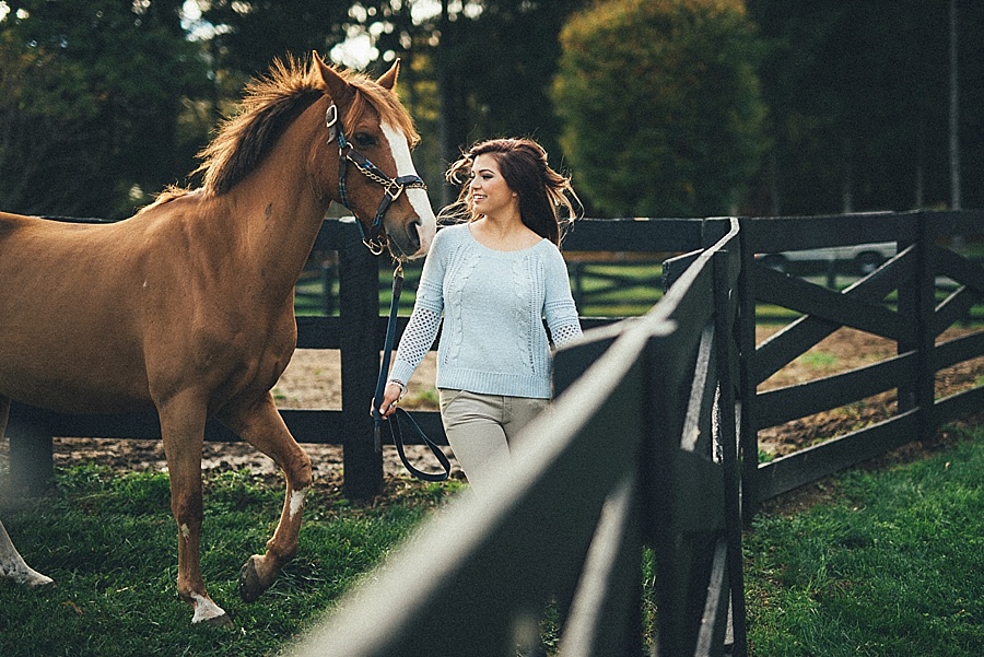 Senior Portraits, Horse, Farm_0001